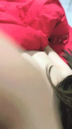 身材不错的中年欲女露脸口交来了大姨妈深喉怼嘴韵味十足诱惑十足 截图16