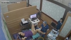 黑客破解医院摄像头偷窥妇科诊疗室络绎不绝来做阴道检查的少妇 截图6