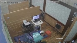 黑客破解医院摄像头偷窥妇科诊疗室络绎不绝来做阴道检查的少妇 截图15