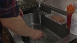 JUQ-374 毎晩響く隣の奥さんの喘ぎ声が気になった僕は…～欲求不満な人妻と汗だくになってヤリまくった昼下がり～ 木下凛々子 截图8