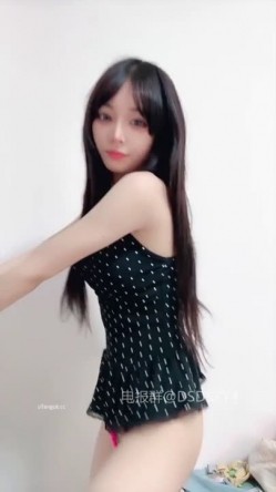 ️猫系校花女神【乖乖饱饱】超级漂亮 裸舞 道具 爽死 截图6