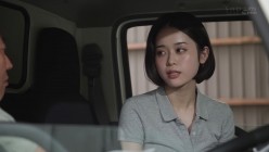 STARS-895 配送中NTR 既婚ベテランドライバーの配送に付いて回るうち車中で襲われてしまった新婚人妻 MINAMO 截图1