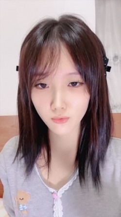 校花颜值已达巅峰~【纯欲小女】又被狂操！爽死 截图3