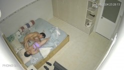 家庭网络摄像头偷拍 夫妻日常性生活喜欢给媳妇舔逼各种姿势做爱 截图10