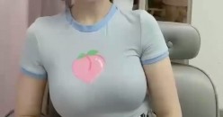 推特东航乘务员极品空姐【豆泥丸】福利私拍，足交啪啪女神骚起来是真顶，170完美长腿炮架 截图3