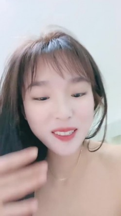 画面超刺激！校花被猥琐大汉干了~【杨洋小妹妹】颜射~爽死了，疯狂舌吻，最后射了一身，蜜桃臀绝美 截图11