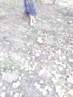 女友把我带到野外干她，在床上已经无法满足她的要求了！ 截图1