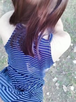 女友把我带到野外干她，在床上已经无法满足她的要求了！ 截图10