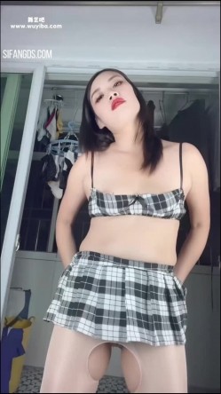 【舞艺吧 火力新团】长腿美女『媚娘』激情热舞 全透性感丝袜骚逼坐脸视角极致享受 截图15