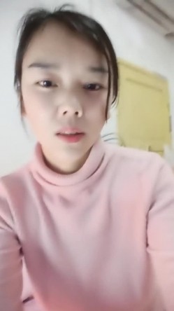 生活所迫无奈下海~极品少妇【小阿姨来了】挤奶 抠逼 操逼！ 截图4