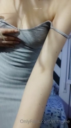 深喉女神，亚裔母狗【李露丝】露脸私拍，深喉口爆肛交啪啪野战，各式各样性爱自拍 截图14