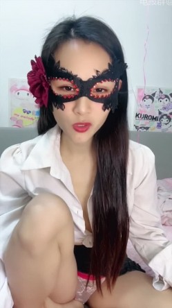 ️极品电臀【小糖果吖】饥渴蒙面女郎、堪称榨精机器 截图3