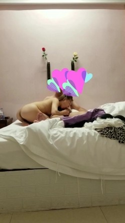 微信约的钢琴老师，说话声、叫床声温温柔柔，舔活也是很细微，戴上套后入艹得太舒服太舒服啦！ 截图4