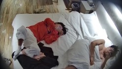 性瘾女友爱裸睡欲求不满翻来覆去缠着男友要啪啪 漏点较多 也挺有看点的 眼镜妹比男人更好色 截图2