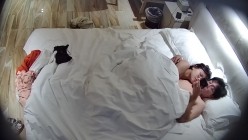 性瘾女友爱裸睡欲求不满翻来覆去缠着男友要啪啪 漏点较多 也挺有看点的 眼镜妹比男人更好色 截图11