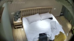 酒店针孔偷拍 ️娇小甜美女友收完礼物后0帧起手嘬男友鸡巴 截图12