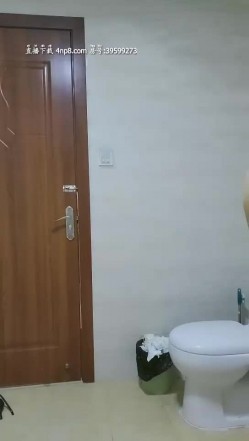 办公室小姐姐豹纹内裤包臀裙少妇啪啪，特写按头口交站立抬腿侧入再到卫生间玩 截图15