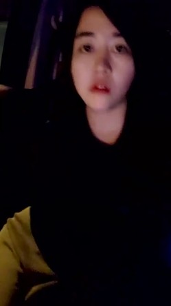 【妖精霍霍】从家中阳台到户外野战，还要车震，极品尤物御姐，美乳白虎，彻底放飞了自我 截图1