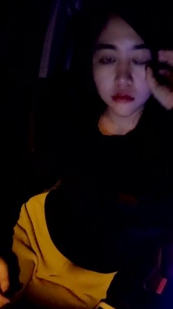 【妖精霍霍】从家中阳台到户外野战，还要车震，极品尤物御姐，美乳白虎，彻底放飞了自我 截图8
