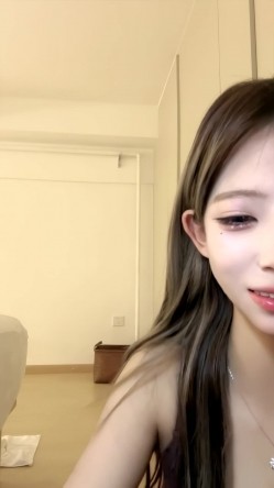 顶级青春活力美少女【肉肉】白丝的诱惑 金钱破除害羞 截图1