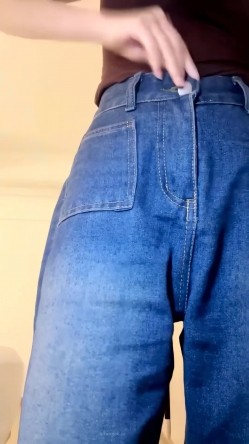 顶级青春活力美少女【肉肉】白丝的诱惑 金钱破除害羞 截图11