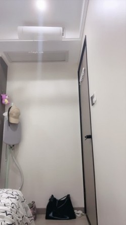 清纯校花【是雪儿吖】边扣边操干出痛苦面具 含泪狂撸 截图5