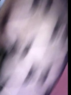 千禧年魔都情侣啪啪不雅视图最新流出,时尚妹子毛刮光特别粉,现在已是阿姨了 截图12