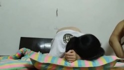 清纯的大一学妹被眼镜男友各种姿势爆操表情痛并快乐着 截图7