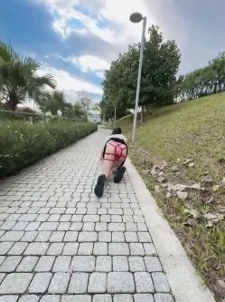 字母猎奇必备！极度SM重口，舞蹈生姐姐【依然】各种花样玩法，暴力异物扩张3P女女露出喝尿 截图9