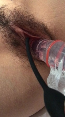 ️涉世未深单纯学生妹网恋，现实约会套路被小胖死猪玩，各种玩弄啪啪，内窥镜看子宫 截图16