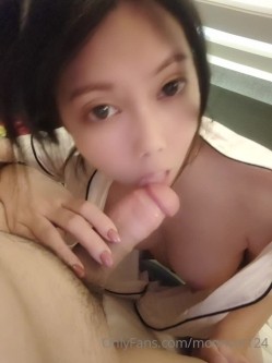 台湾天然美胸熟女人妻中出女王「Jixxielee」「骚猫儿」OF私拍 截图13