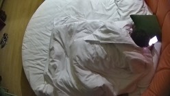 新流出酒店情趣圆床近视角偷拍 偷情女拒绝拍摄后被操爽了无奈放弃遮挡同意被拍 截图3