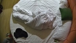 新流出酒店情趣圆床近视角偷拍 偷情女拒绝拍摄后被操爽了无奈放弃遮挡同意被拍 截图16