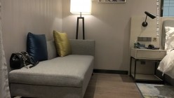 一屌探花_3000高价网约极品178车模，高冷女神苗条温柔，可惜来月经了干一半没兴致 截图3