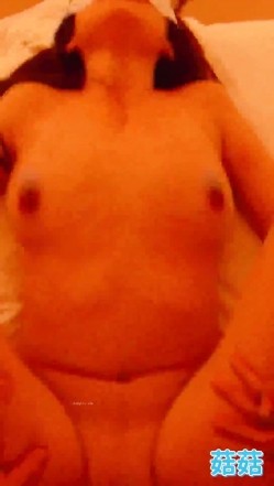 《超强绿帽淫妻泄密》露脸才是王道！推特极品风韵犹存反差御姐【香菇】不雅私拍~粉丝联谊群交会换妻群P各种淫乱 截图14