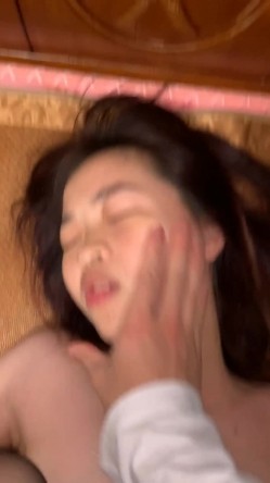 泄密流出南京航空大学清纯学姐 刘希然 与男友自拍不雅视频 截图16