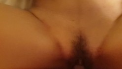 小情侣自拍流出 高颜值魔鬼身材妹子调教 清纯的外表掩饰不了内心的淫荡 截图15
