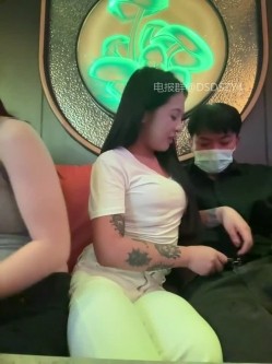 ️精神小妹【chunxiaoquqn】新晋精神小妹团播、几个年轻闺蜜一起下海赚钱 截图10