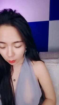 颜值骚少妇【猫九】一个有性瘾的女人，大尺度掰逼给狼友打飞机，自慰潮喷喷到天花板，绝对精彩 截图10