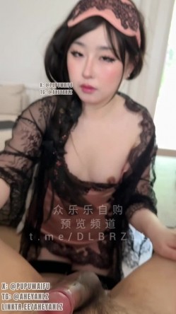 推特极品阿黑颜母狗「Pupu噗噗」《小姨的浪荡日记》续集，忘了小姨过来借宿，只穿了内裤晨勃了就去 截图12