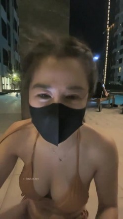 重磅，火爆健身尤物，【健身桃桃】，高端场会牛郎嗑药操喷，欲望得到了充分释放，水不停，被操的高潮好多次 截图8