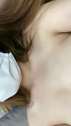 【在校大学生贝贝】微胖妹妹 ️多毛肥穴，长时间自慰，还换了黑丝，中途有露脸,激情裸聊撩骚 ️洗澡扣逼自慰诱惑6V 截图10