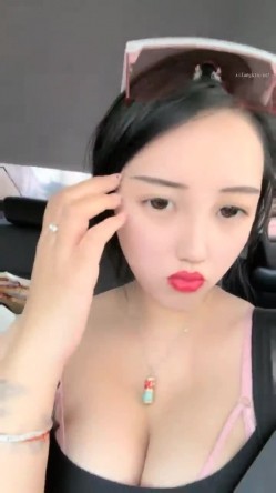 178胸膜！~【傲胸新木优子】，KTV土豪淫乱，高端酒店会牛郎！夜生活真是丰富，之前还爱装逼不脱呢 截图13