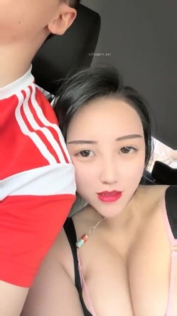 178胸膜！~【傲胸新木优子】，KTV土豪淫乱，高端酒店会牛郎！夜生活真是丰富，之前还爱装逼不脱呢 截图14