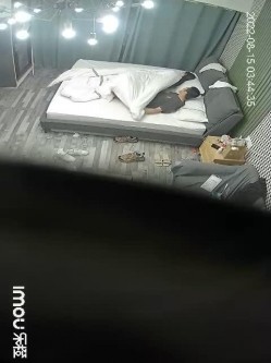 最新流出乐橙酒店偷拍 ️学生情侣每次打完撸啊撸就开始草，姿势还挺多的 截图6
