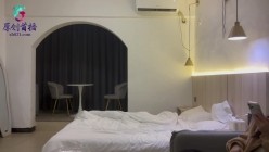 鹿逍遥探花 - 刚下海会一字马的妹妹 娴熟温柔的口技触感很棒 爆操小穴里面真的很紧很烫很想射 截图1