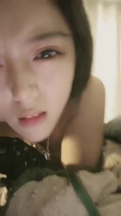 欲求不满极品女神姬太爽了使劲打我 鸡巴好胀好大口活真是一流 口爆尤物满嘴手上都是精液淫靡至极 截图5