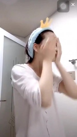 抖音美女少妇不经意间弯腰漏奶奶，最是诱惑，关键颜值都不错！ 截图12