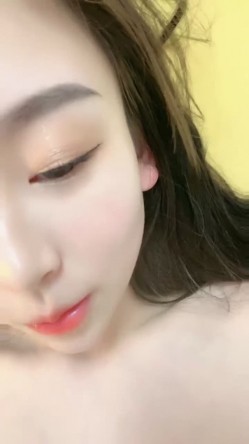 迷倒众生~宅男杀手！~【倾国倾城】我的鸡巴对着她狂甩！令人垂涎三尺，秒杀一切 截图9