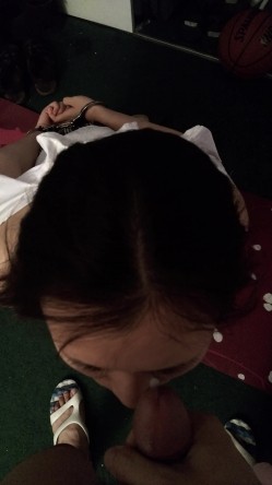 云盘高质露脸泄密！泰州顶级反差人妻少妇【吴莉莉】不雅私拍完整视图集，从销售到婚纱再到母狗调教 截图11